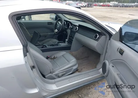 2006 Ford Mustang V6 from USA, damaged, VIN 1ZVFT80N965109030